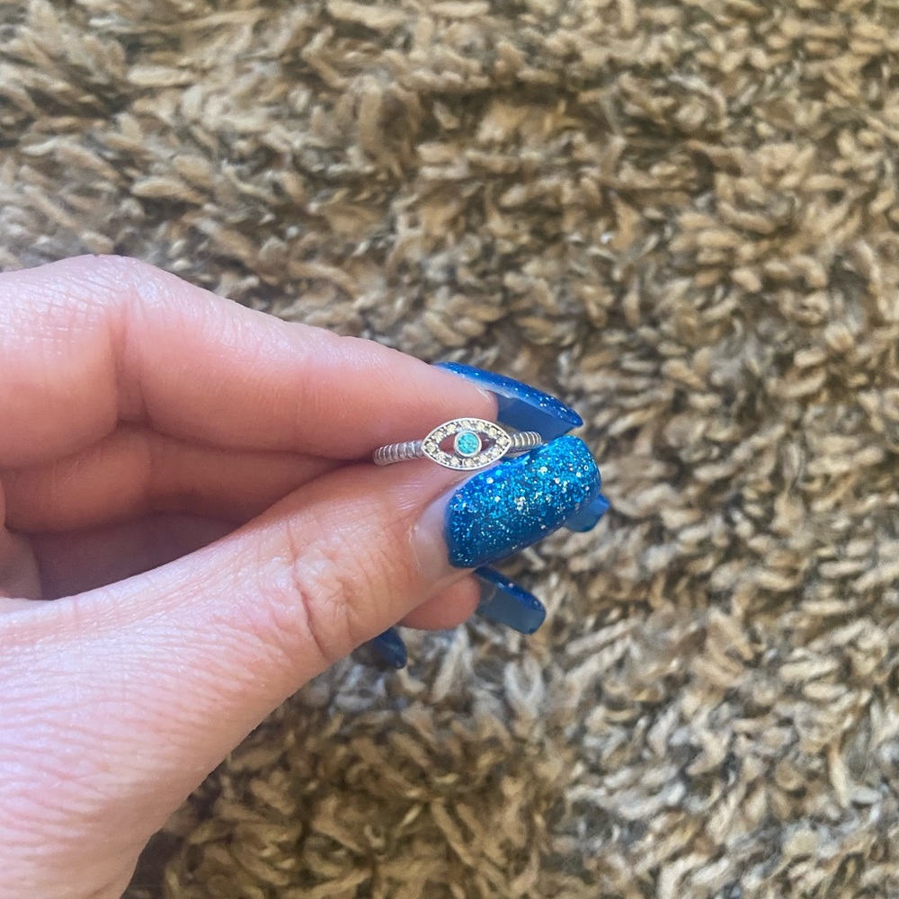 Eye Ring